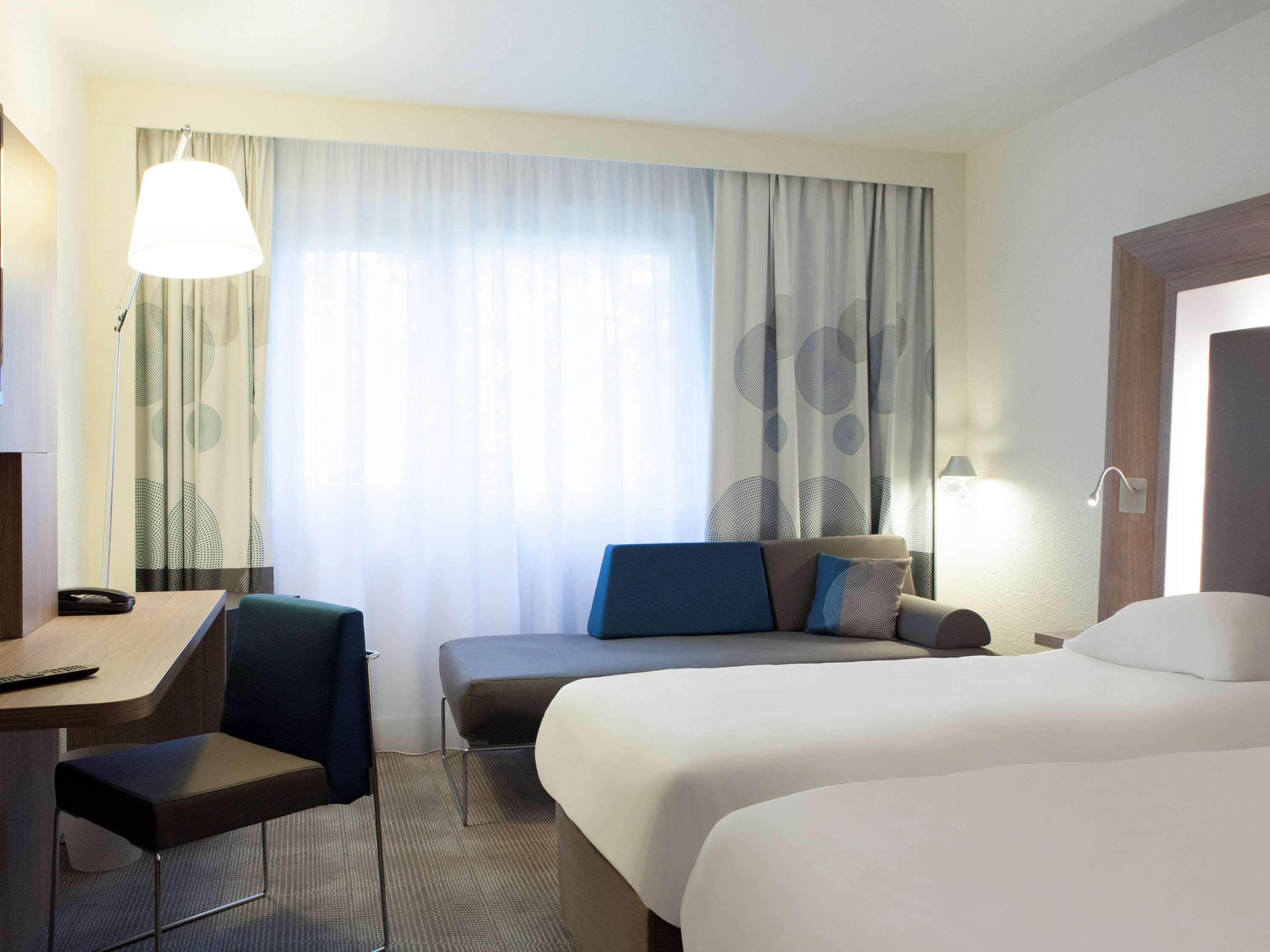 Novotel Paris La Defense Esplanade Курбевуа Екстер'єр фото